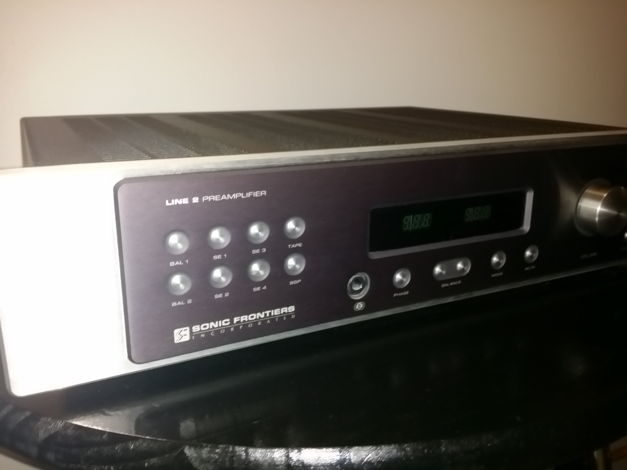 Sonic Frontiers Line 2 Preamp