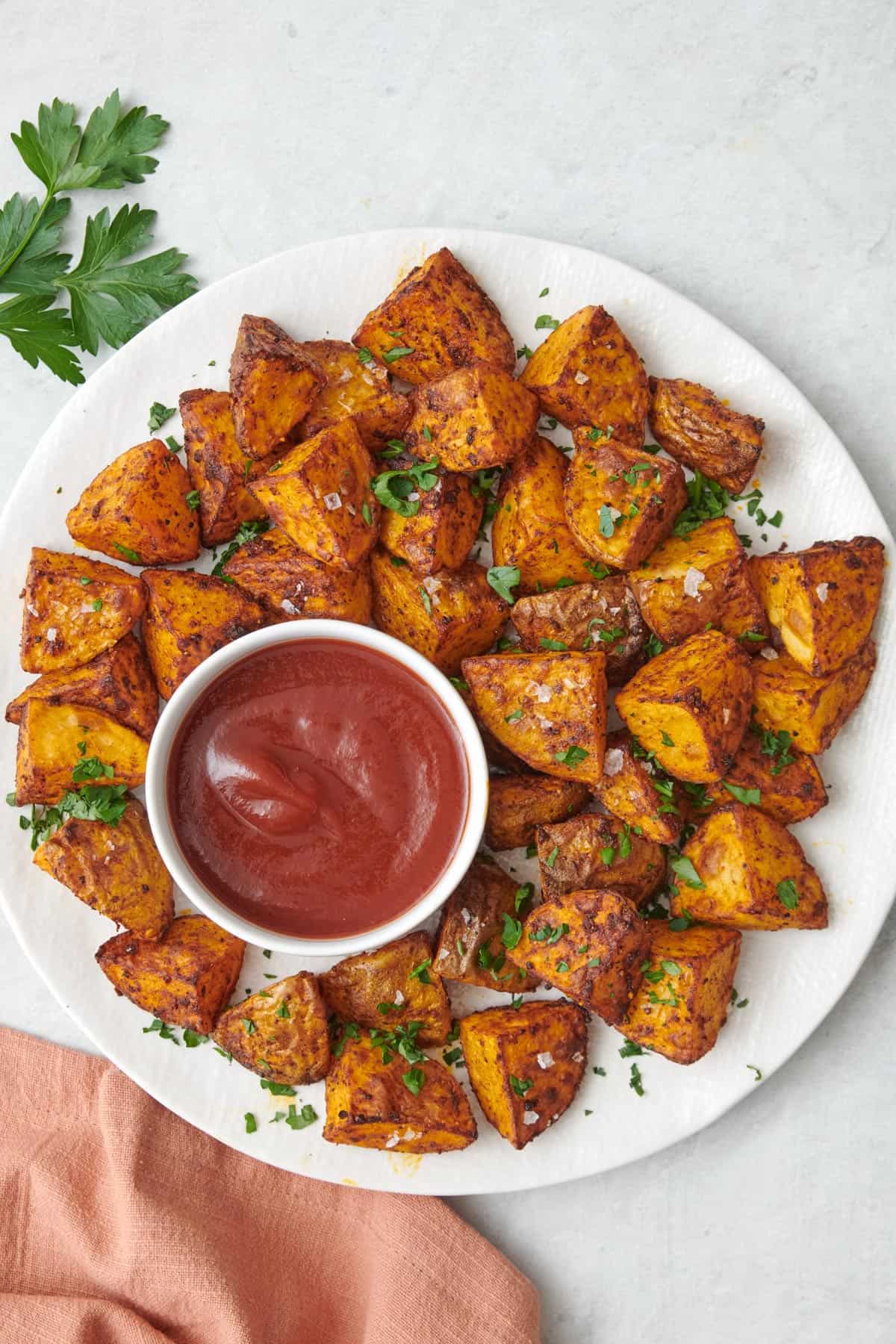 Crispy Seasoned Air Fryer Potatoes - Feel Good Foodie