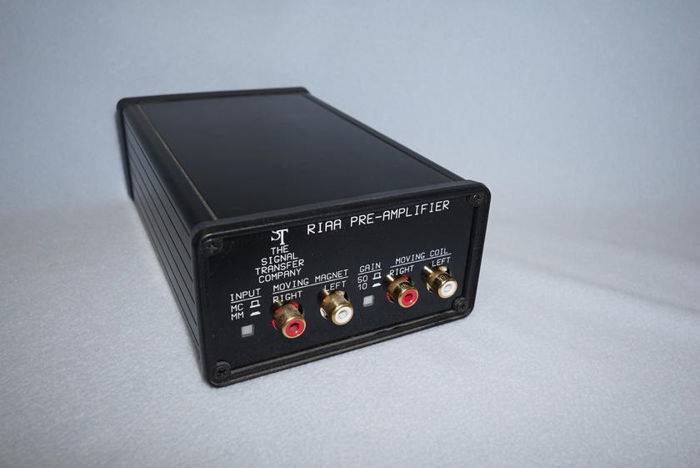Signal Transfer Company MC/MM phono preamplifier with p...