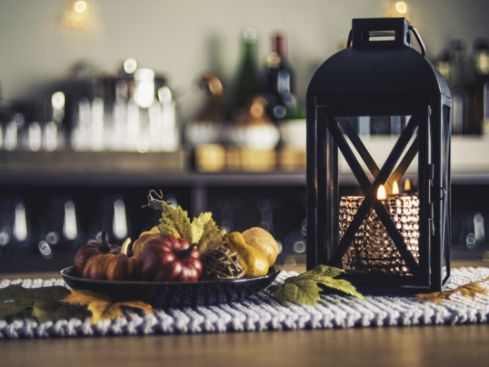 Hamburg - Fall is a stunning season, and with our DIY décor projects, you can harness it for your home this year.