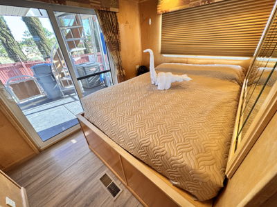 Boat Image 38