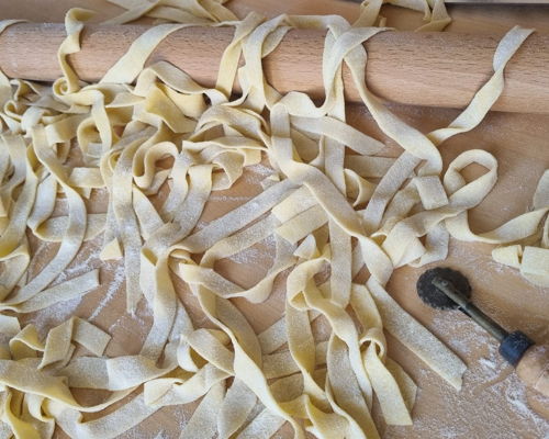 Food experiences Vinci: Lunch or dinner with rotisserie and tagliatelle