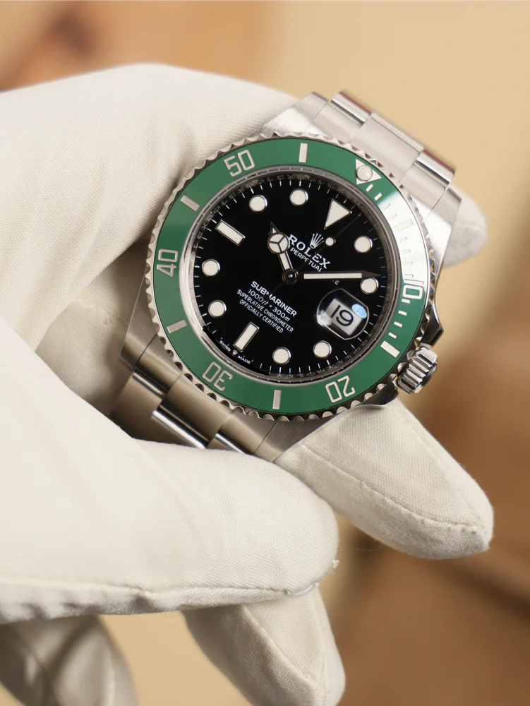 Rolex Submariner Date 126610LV Full set 2022 Starbucks, image 1 Rolex Submariner Date 126610LV Full set 2022 Starbucks, image 1
