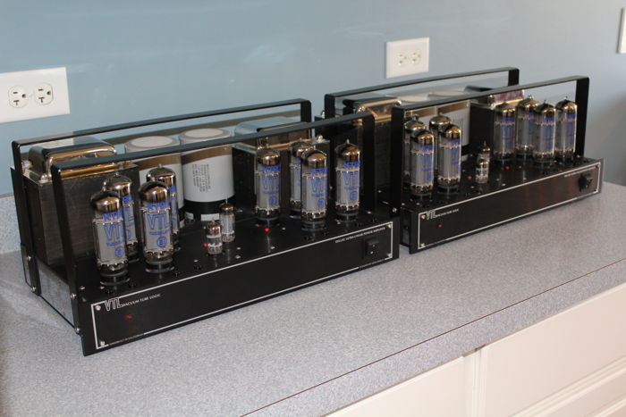 VTL Deluxe 300 vacuum tube mono amplifier pair