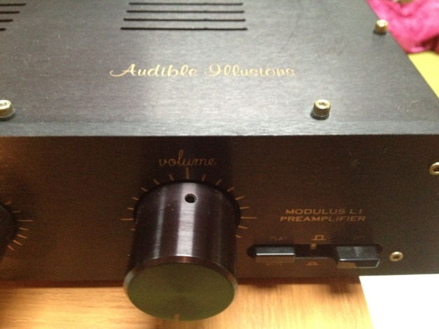 Audible Illusions L-1 Preamp