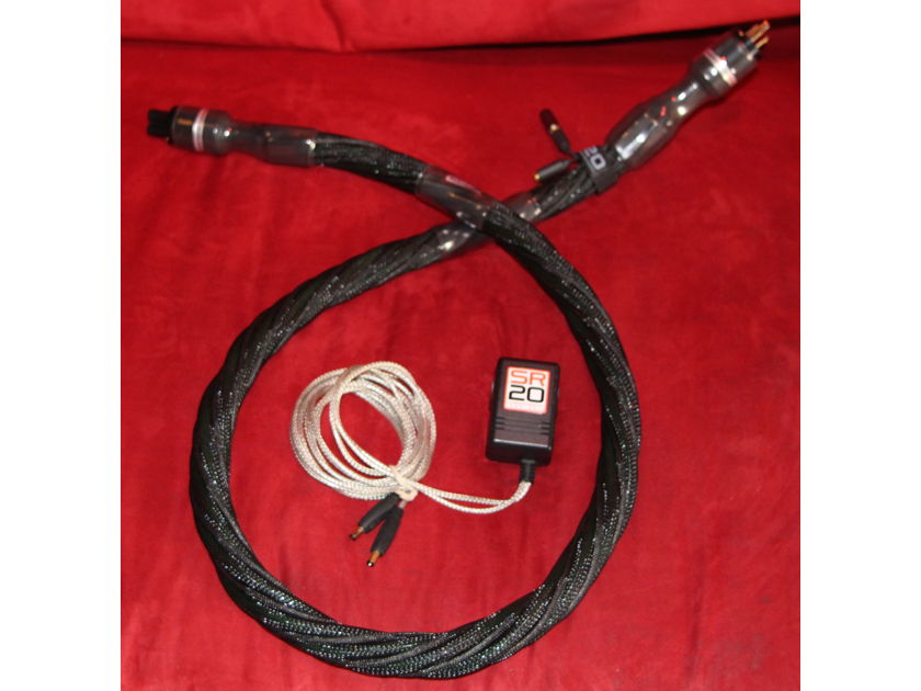 Synergistic Research Element CTS Analog A Best Power Cord !!!