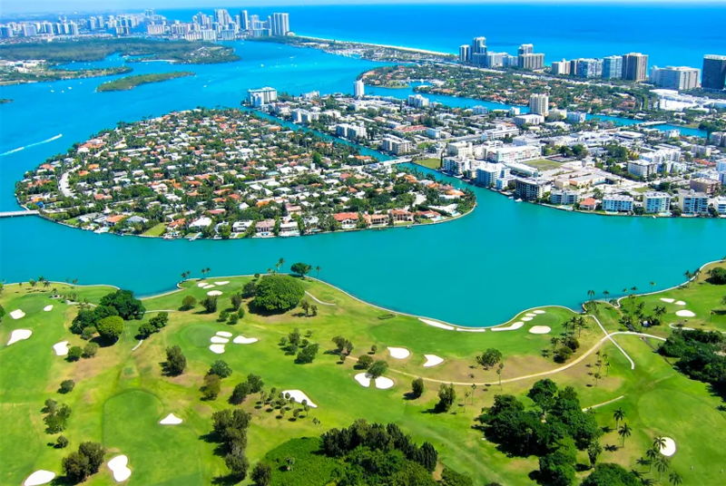 featured image for story, ¿Qué Hace que Bay Harbor, Miami, Sea un Destino de Inversión Tan Atractivo?