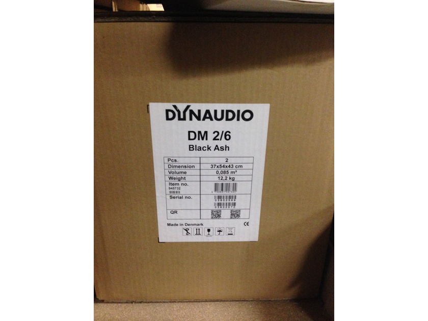 Dynaudio DM 2/6 Bookshelf / Stand mounted loudspeakers.