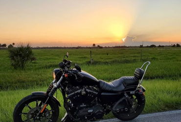 2019 HARLEY-DAVIDSON XL883N IRON 883 motorcycle for rent near Okeechobee, FL