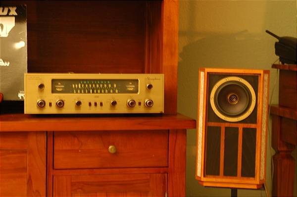 Detail of Fisher 600 with Tannoy