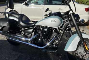 2020 KAWASAKI VULCAN 900 CLASSIC motorcycle for rent near Jupiter, FL