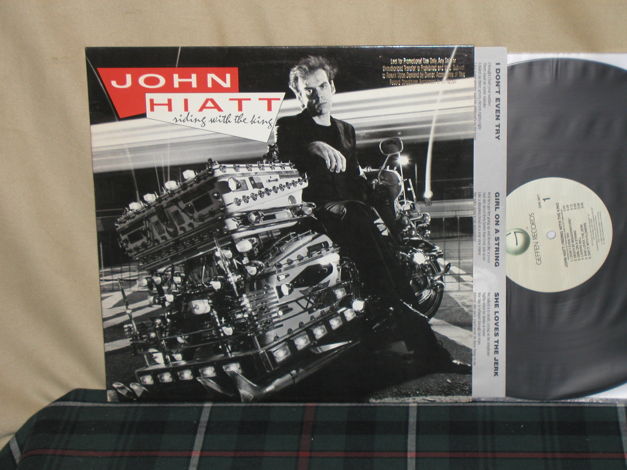 John Hiatt - Riding With The King W/Gold embossed promo...