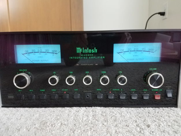 McIntosh MA-6900 Integrated Solid State Amplifier
