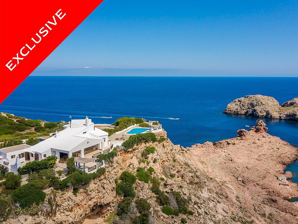  Mahón
- Magnificent villa for sale in a prime location on Menorca, Cala Morell