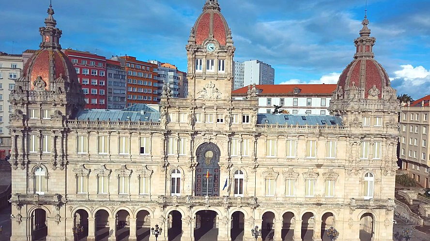  La Coruña, Espagne
- Centro, Concello da Coruña, plaza maria pita, La Coruña.jpg