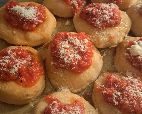 Cooking classes Desenzano del Garda: Appetizer, prosecco and ravioli: a 100% Italian experience