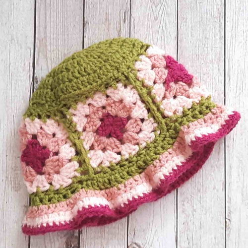 Granny Squares & Stripes Bucket Hat Crochet Pattern