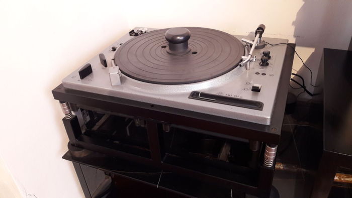 **EXTREMELY RARE** TURNTABLE EMT 927