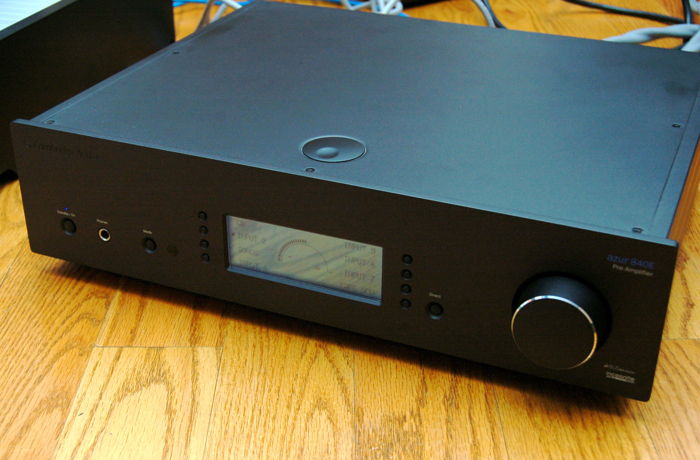 Cambridge Audio  Azur 840E preamplifier Mint Condition