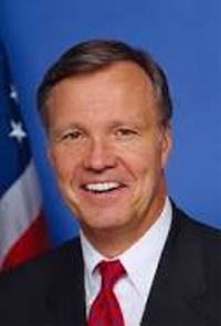It's unclear if former SEC chairman Christopher Cox will share a stage with Cuban.