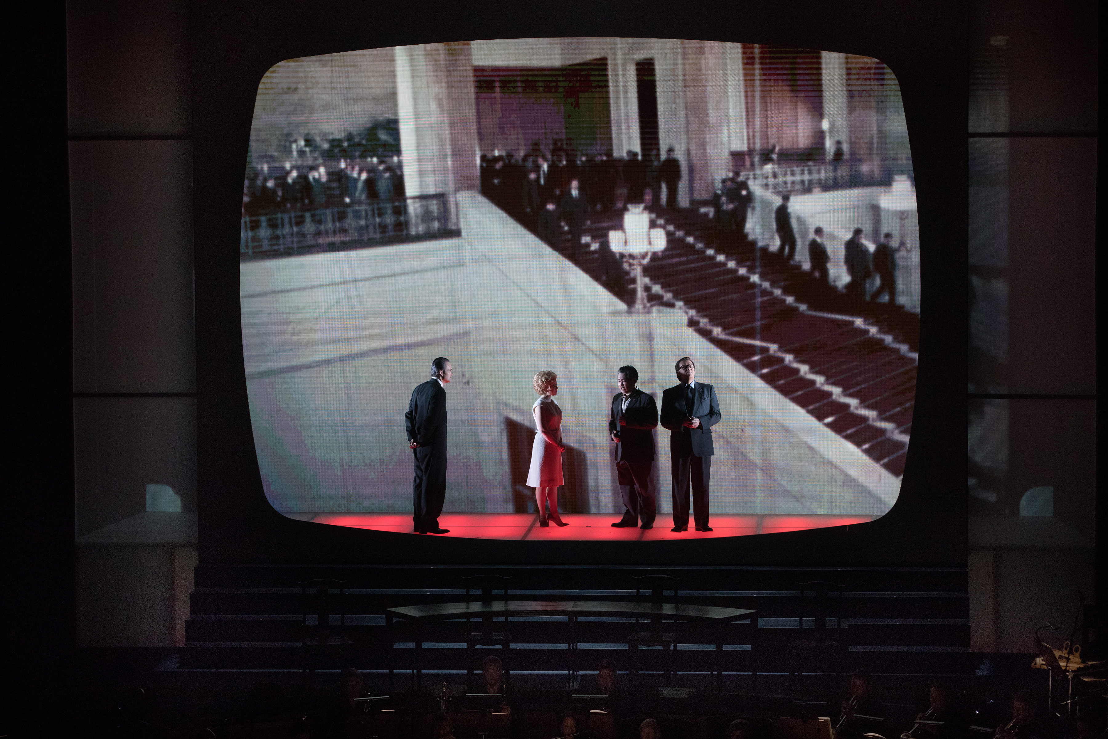 Photo from the LA Phil's 2017 production of <em class="notranslate">Nixon in China</em>
