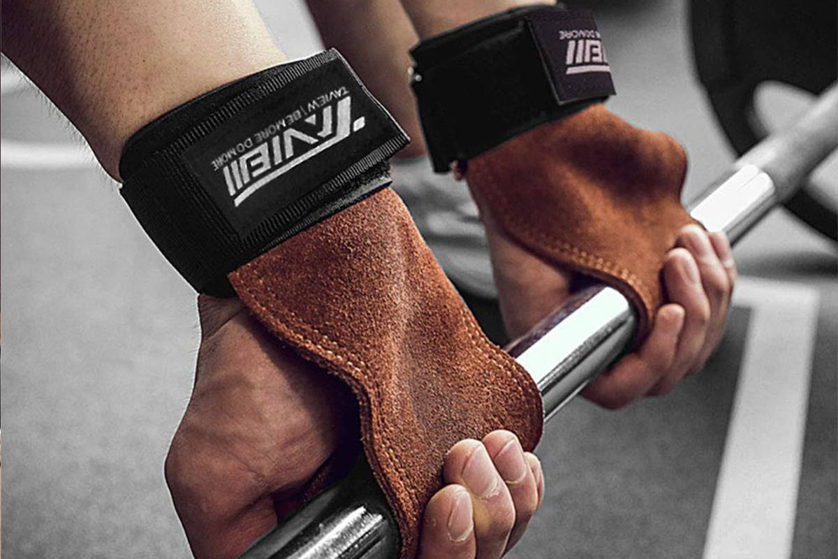Lifting grips or gloves for pull-up
