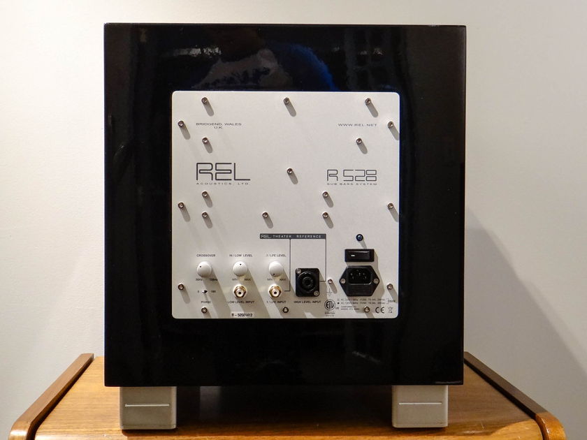 REL Acoustics R528 Subwoofer