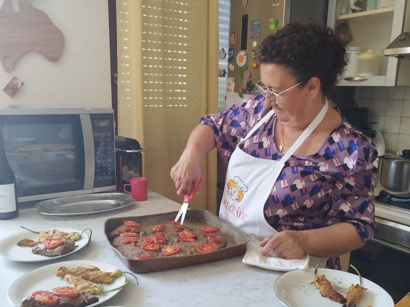 Cursos de cocina Martina Franca: Clase de cocina sobre las orecchiette de Mariuccia.