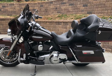 2011 HARLEY-DAVIDSON FLHTK ELECTRA GLIDE ULTRA LTD (TWO-TONE DARK RED) motorcycle for rent near Vista, CA