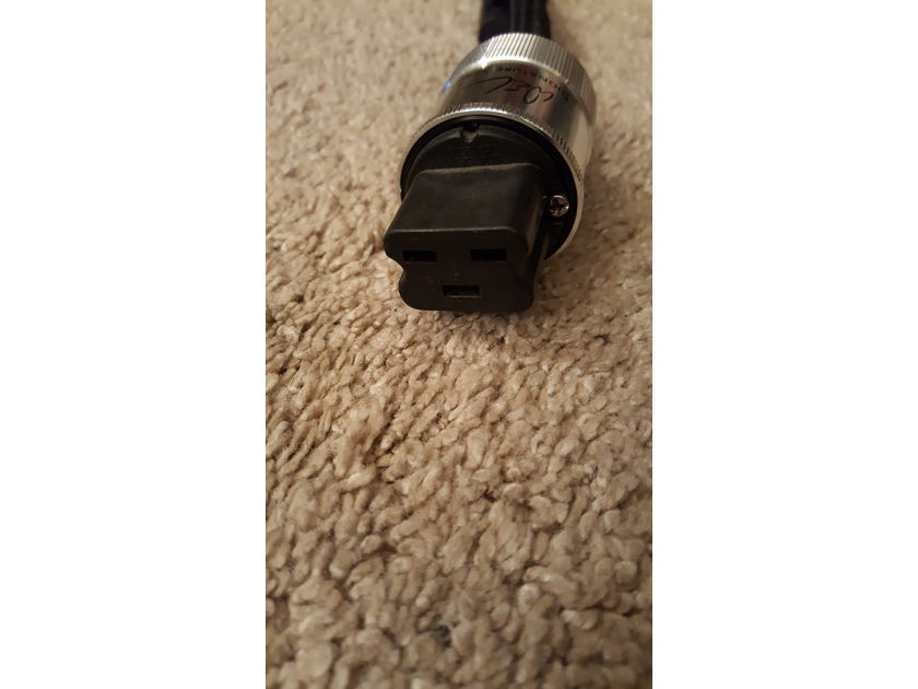 AUDIOQUEST NRG-WEL SIGNATURE SERIES POWER CORD*SELL OR TRADE*AUTHENTICATED*3' 20 AMP IEC