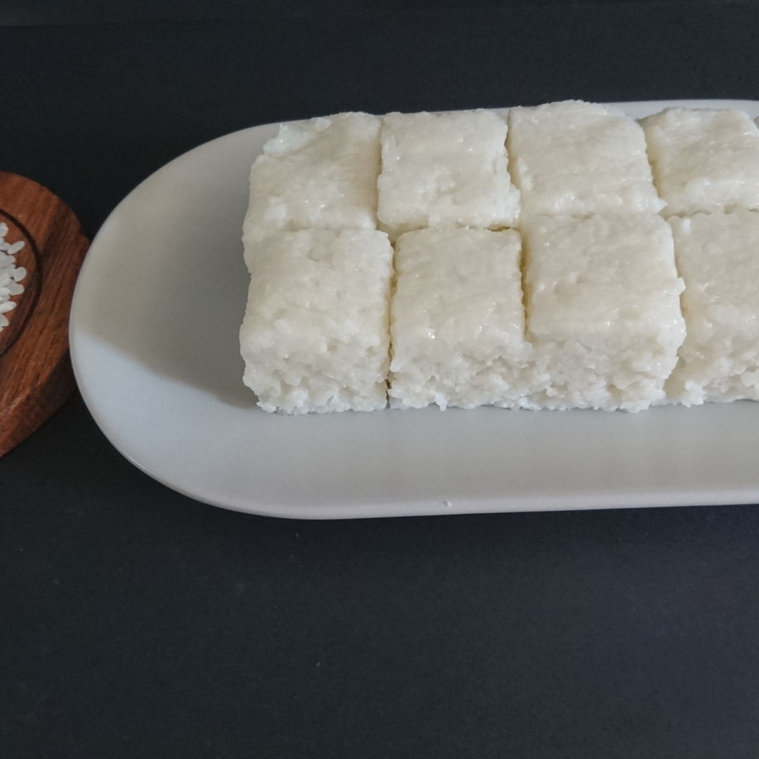 Date: 12 Dec 2019 (Thu)
16th Side: Nasi Impit (Compressed Rice for Chicken Satay) [139] [126.8%] [Score: 8.7]
Australian Medium Grain Calrose Rice is too soft and tender. Better use Jasmine Rice.