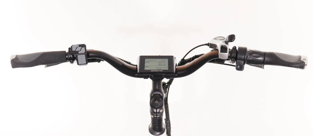 Addmotor M-81 handlebars