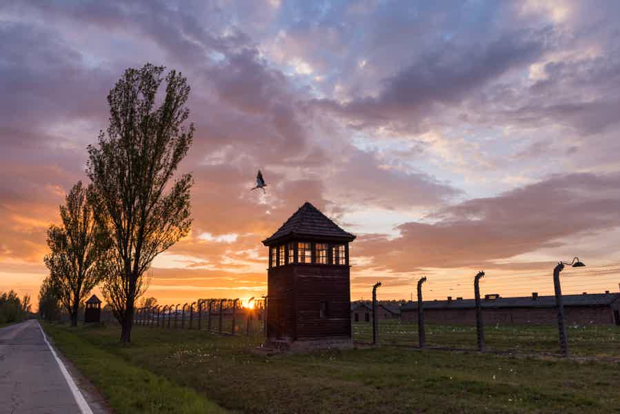 From Prague: Auschwitz-Birkenau Memorial Private Tour - photo 4