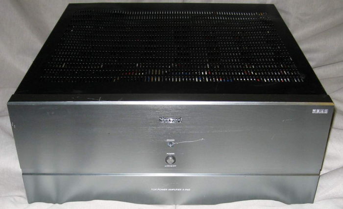 Sherwood A-965 7 channel power amplifier with 12v trigg...