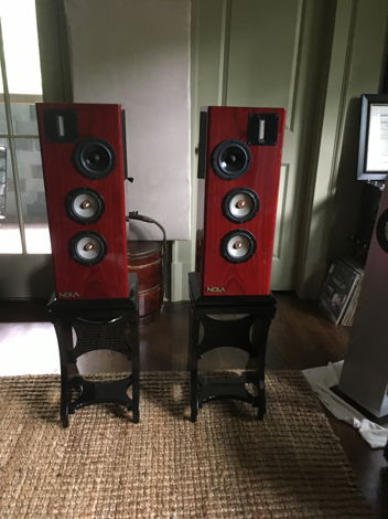 NOLA MICRO GRAND REFERENCE WITH STANDS MINT