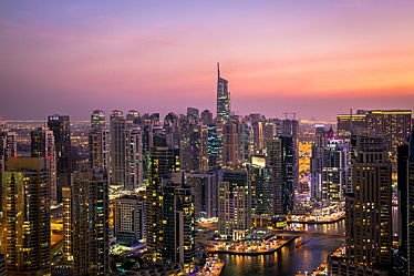  Dubai, United Arab Emirates
- pexels-photo-325193.jpeg