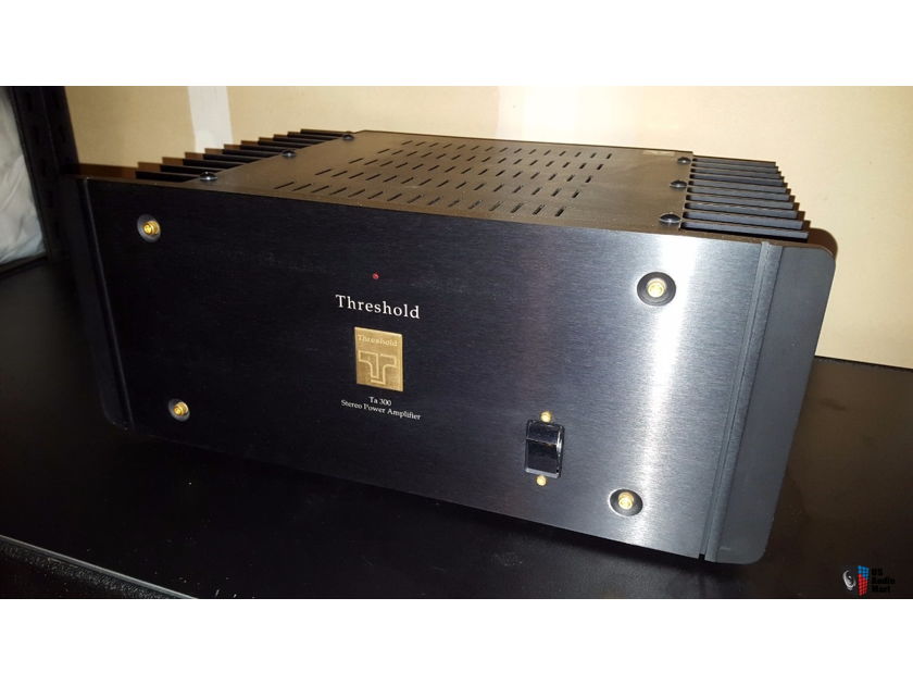 Threshold Ta-300 Stasis 150w/ch stereo power amplifier. "Original" owner