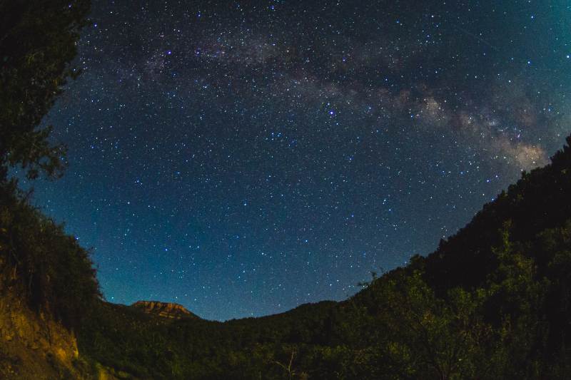 The Top 8 Benefits Of Night Hiking