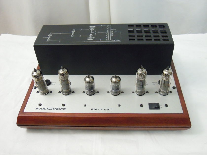 Music Reference RM10MkII 35WPC EL84 Stereo Tube Amplifier