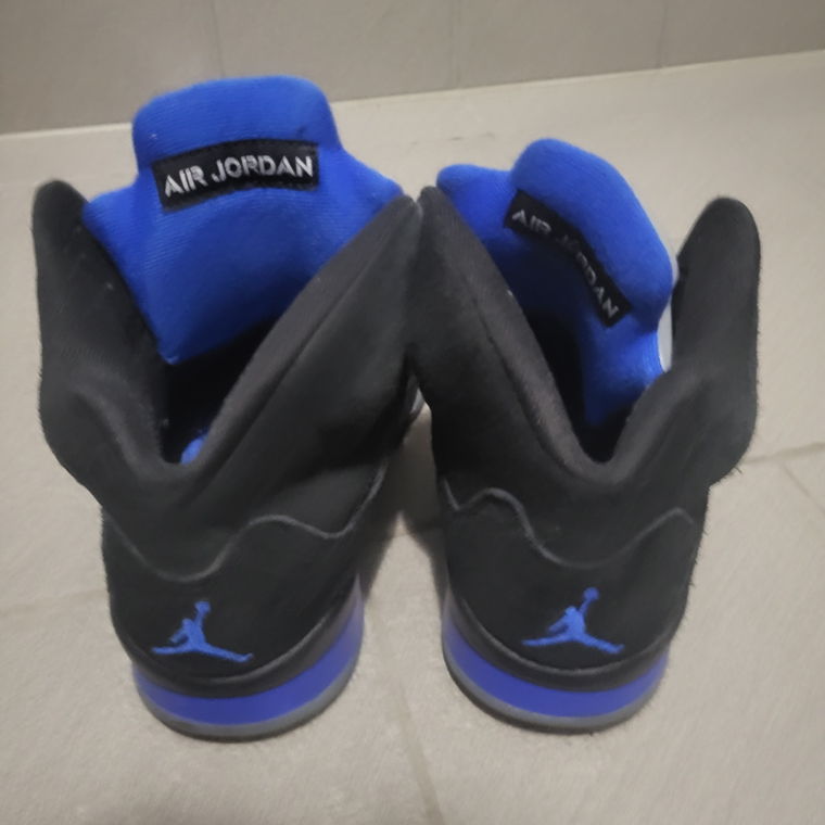 Jordan 6 black and blue