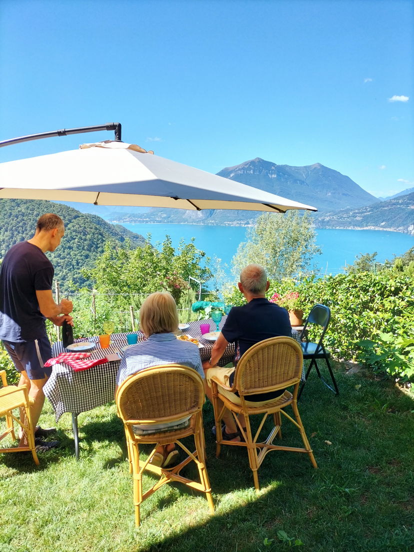 Tour enogastronomici Bellano: Corso di cucina sulla pizza con vista sul Lago di Como