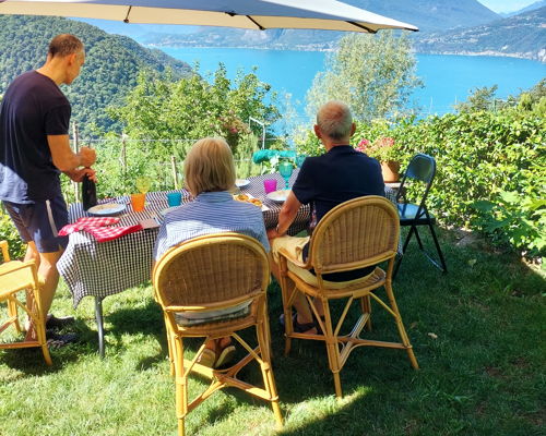 Tour enogastronomici Bellano: Corso di cucina sulla pizza con vista sul Lago di Como