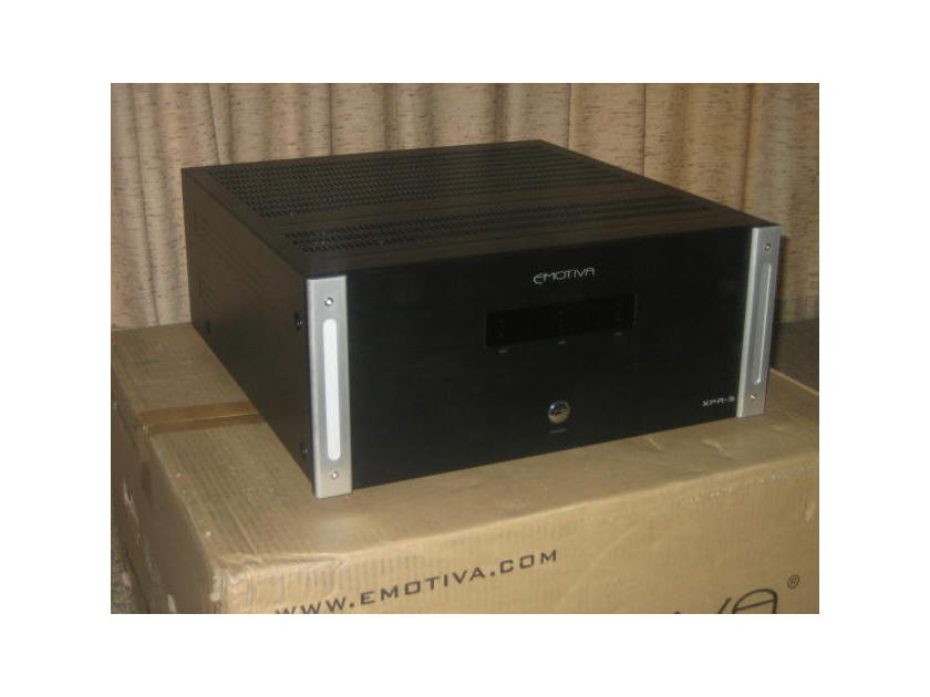 EMOTIVA XPA-3 200wpc x 3 amplifier