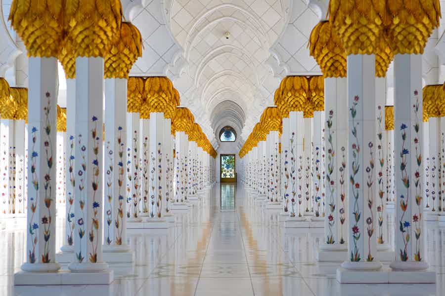 From Dubai: Abu Dhabi City Sightseeing & Sheikh Zayed Mosque - photo 3
