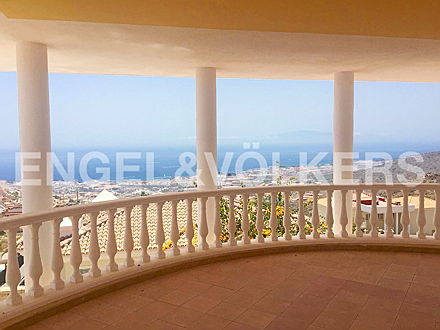  Costa Adeje
- Property for sale in Tenerife: Charming house with sea views in Costa Adeje, Tenerife South, Engel & Völkers Costa Adeje
Property for sale in Tenerife, Tenerife Real Estate, Tenerife Villas, Villas in Tenerife, Apartments in Tenerife South, new development in Tenerife, Real Estate Agency in Tenerife, Real Estate Agency in Costa Adeje, Costa Adeje, Tenerife Houses, Luxury Villas in Tenerife