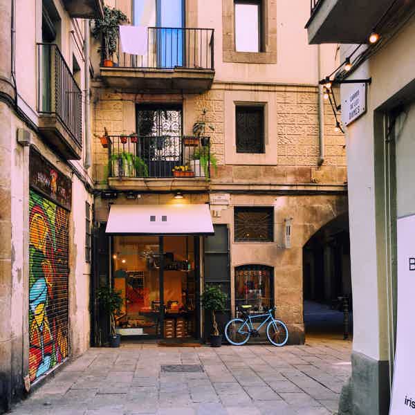 On the Trail of Gaudi: 2.5-Hour E-Bike Tour - photo 3