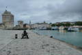 Paysage portuaire d'une ville avec des bateaux