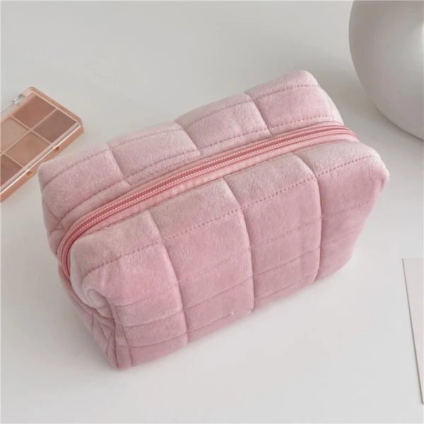 Plush Makeup Bag Checkered Cosmetic Bag Cosmetic Travel Bag - Image 15