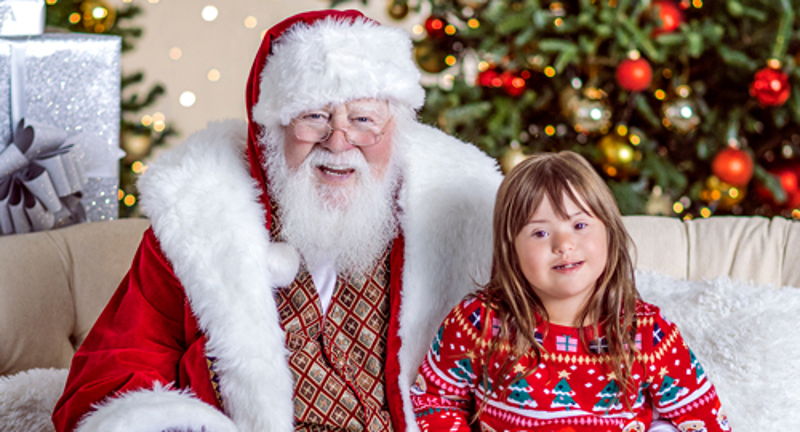 Caring Santa Returns to Opry Mills for the Holidays