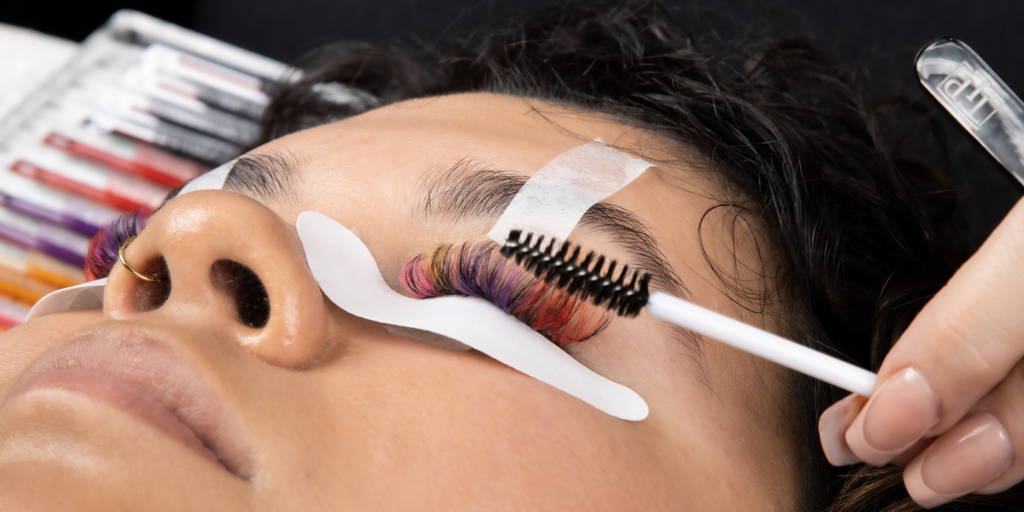 The Lash Professional's Guide: Best Eyelash Brush for Extensions | The Lash  Professional